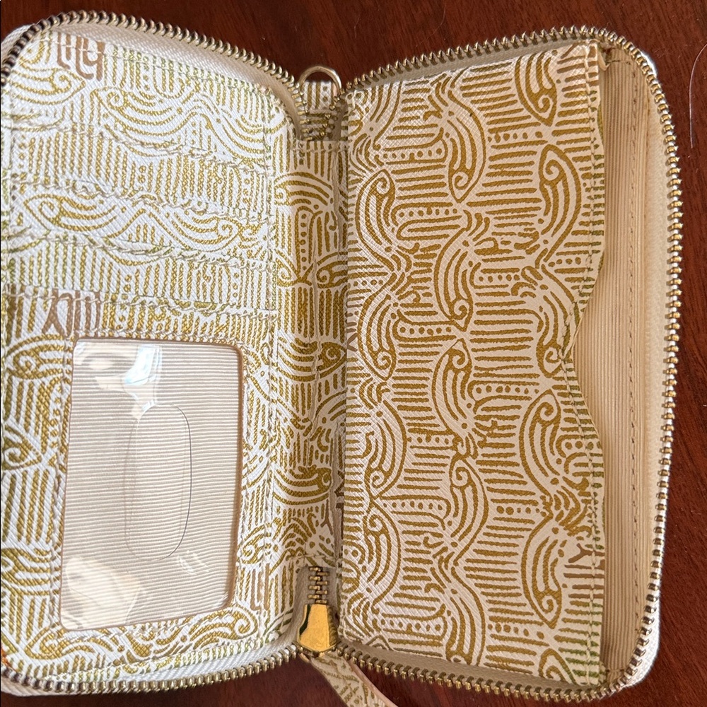 Lilly Pulitzer Gold Patterned Wallet - Picture 3 of 3
